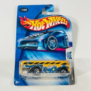 2004 Hot Wheels #140 Surfin' S'cool Bus Tag Rides Series 3/5 sp5 wheels NEW