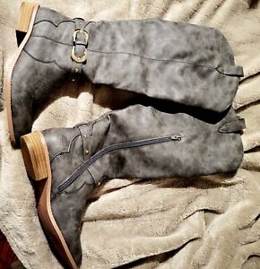 Cato womens gray boots size 9