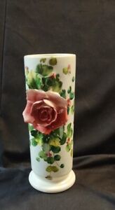 New Listing1940s Era Italian Barbotine Majolica Floral Porcelain Vase. Handcrafted In Italy