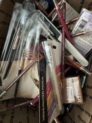 Wholesale Mixed Cosmetic Make-up Lot 100+ Pieces New Eyes Lips Bulk Resell