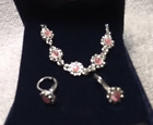Montana Silversmiths Pink Stone With Berry Edge Jewelry Set W/Box Excellent !!!