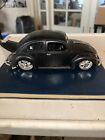 Maisto 1951 Volkswagen Bug 1:18 Diecast Car