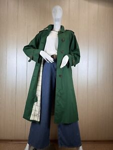 Burberrys Vintage Green Trench Coat Check