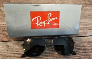 Ray-Ban RB3136 Men's Caravan Sunglasses - Gunmetal/Green  55 - 15