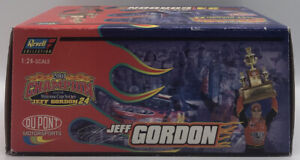 Jeff Gordon- 2001 Champion - Revell 1/24