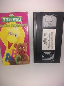 Sesame Street Do the Alphabet (VHS, 1996) Childrens Educational Pre-School EUC