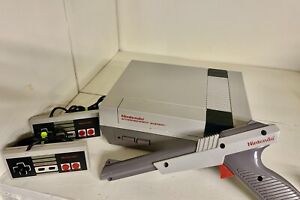 Nintendo Entertainment System NES Console Bundle