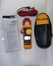 Fluke 323 True-RMS Clamp Meter, LCD, 400 A, 1.1 in (28 mm) Jaw Capacity, New