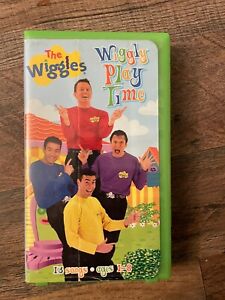 The Wiggles Wiggly Play Time VHS Tape 2001 Vintage Preschool Green Clamshell