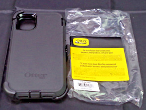 OTTERBOX 77-62768 Defender Series Case Screenless Apple iPhone 11 BLACK  Unused