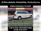 2010 Chrysler Town and Country Wheelchair, Mobility, Handicap Wheelchair Van