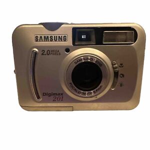 Samsung Digimax 201 2.0 MP Built On Flash Silver Digital Camera Tested Working