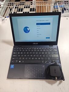 ASUS E210M Laptop - 4GB/64GB - WIN 11 - '22 - 11.6