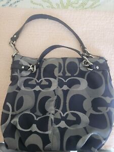 coach handbags medium used preowned free shipping New CONDITION