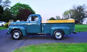 1952 Ford F-250