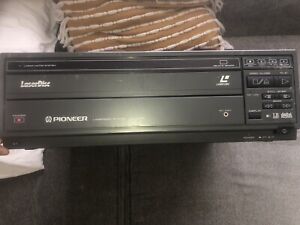 PIONEER Laser Disc Laserdisc Player Model  LD-V8000