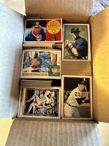 1,000 + Baseball Card Bulk Lot~~w/2 Vintage Sealed Baseball Packs---FREE S&H