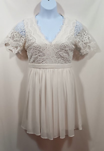 LuLu's Dress Sz Medium Crochet Lace Off White Short Skirt Crepe Flowy Short Mini