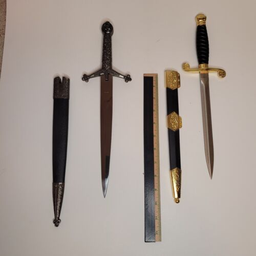 lot of 2 Fantasy Knife daggers new With Scabbord 8