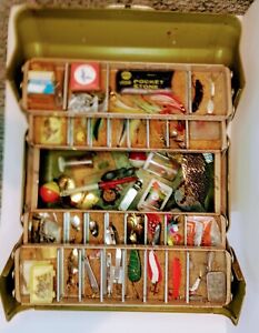 vintage Simonsen Tackle Box Full of Lures, flies,w knives vintage tackle