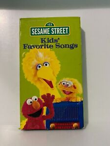 Sesame Street Kids Favorite Songs Vol 1  VHS Tape (2001-FS) - Preowned VHS Tape