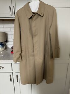 Vintage Burberry Men’s Trench Coat With Zip Out Liner