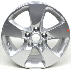 OEM 16 Inch Wheel For Kia Soul (Gas) Silver 52910-B2170 - Scratches (For: Kia Soul)