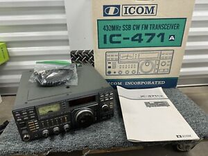 New ListingICOM IC-471A 430 Mhz All Mode Transceiver W/ ORG Box, Manual & Microphone