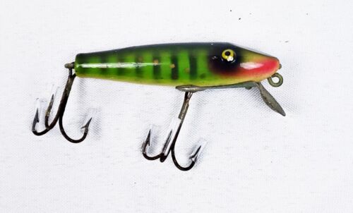 Paw Paw 1403 Junior Pike Lure Green With Gold Dots