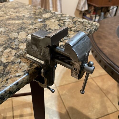VINDEX VISE  SMALL 1 3/4 WIDE JAW  TABLE MOUNT ANVIL VISE, PORTABLE HOBBY VICE