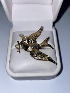 Vintage Natural Diamond Pearl Gold-Tone Solid Sterling Silver Bird Brooch Pin