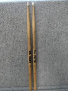 VINTAGE VIC FIRTH DRUM STICKS AMERICAN CLASSIC HICKORY 7AN