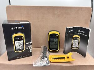 Garmin eTrex 10 2.2 inch Handheld GPS Receiver Great Condition !!