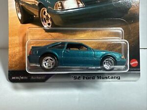 Hot Wheels Premium Fast And Furious 92 Ford Mustang 2/5
