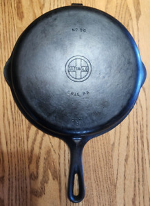 Griswold No 80 Cast Iron Skillet w/Hinge #1103A Very Good Cond