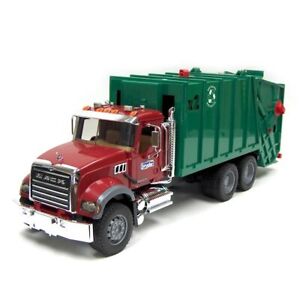 1/16th Bruder MACK Granite Rear Loading Garbage Truck 02812