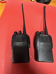 2X Motorola EX500 UHF 4 watt 16 Channels 450-512 Mhz AAH38SDC9AA3AN