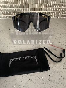 Pit Viper Sunglasses - The Exec - Polarized - Black And Gold