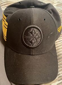 New ListingPittsburgh Steelers Football Reebok Black Blackout Hat Cap NFL Vintage VTG L XL