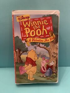 Disney's Winnie the Pooh - A Valentine for You (VHS, 2001, Clam Shell) - GOOD