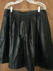 Women size 6, FAUX LEATHER SKIRT Black Pleated Lined Faux Leather Skirt (V28)