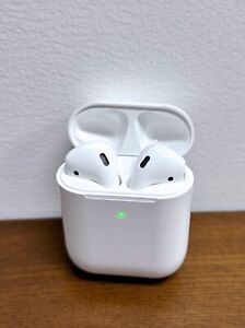 Apple AirPods 2nd Generation With Earphone Earbuds & Wireless Charging Box.