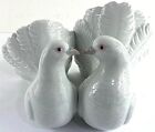 Lladro Doves Kissing White Love Birds #1169 Figurine Couple Wedding
