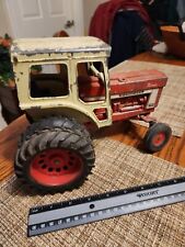 Ertl International tractor 1466 1/16 vintage farm toy