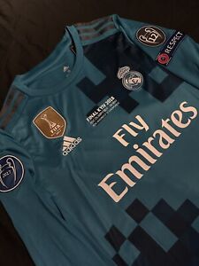 Ronaldo Real Madrid UEFA CL 2017/18 Long sleeve Retro Away Jersey Size XL