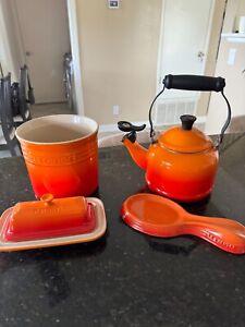 Le Creuset Kitchen Accessories in Flame