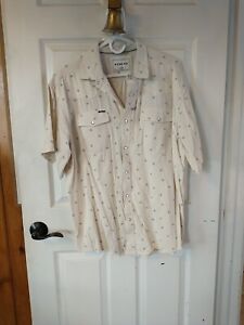 Poncho Vented Pearl Snap Men's Shirt Large Cream w/Blue Floral Pattern