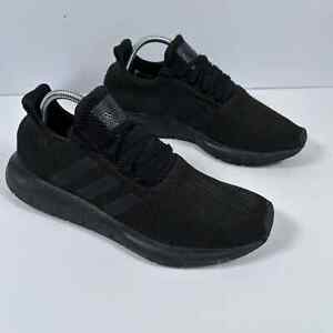 ADIDAS Swift Run AQ0863 Mens 9 Black Running Shoes Sneakers