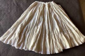 Large antique textured cotton skirt or skirt, lace edge, great.