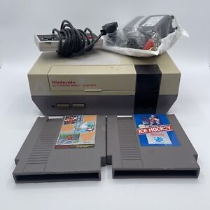 Nintendo Entertainment System NES Console Bundle Lot Mario Duck Hunt Track Meet